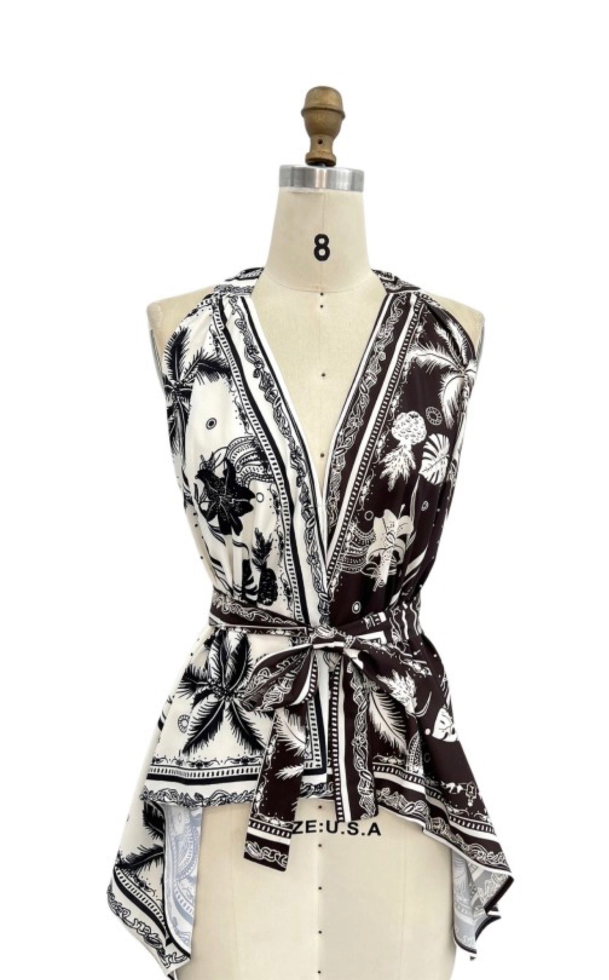 Printed asymmetrical Hem Top